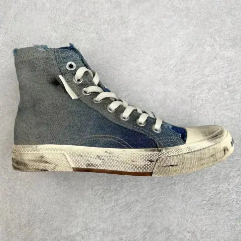 Balenciaga Paris Sneaker on BoonBuy