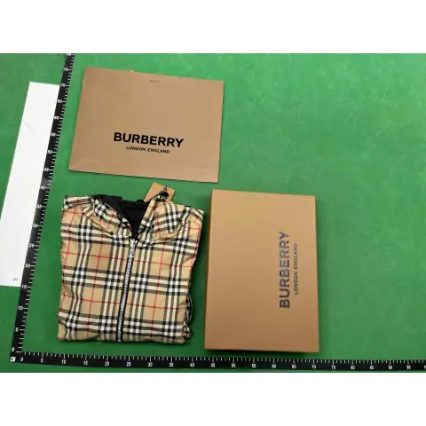 Burberry Jacket, photo 2
