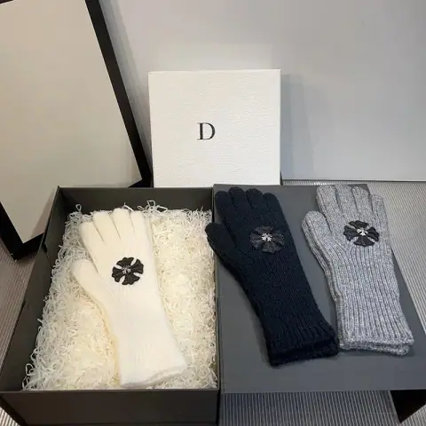 Chrome Hearts Gloves on BoonBuy