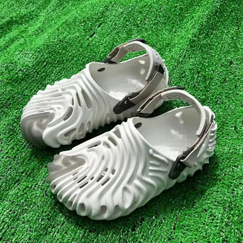 Fingerprint Hole Shoes Summer Men's Breathable Sports Sandals Factory Foreign Trade Women's Slipper Beach Shoes Spot on BoonBuy