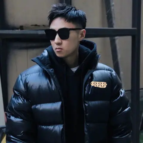 Hot-Selling High-End High Street Winter Trend Cotton Jacket Zipper Windproof Warm Men and Women Couples Versatile on BoonBuy