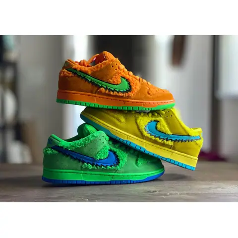 Nike SB Dunk Low Grateful on BoonBuy