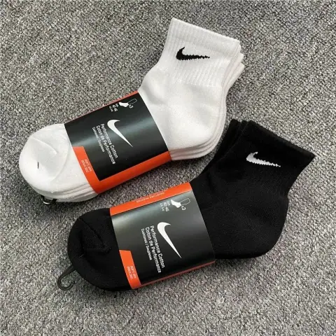 Nike Socks on BoonBuy