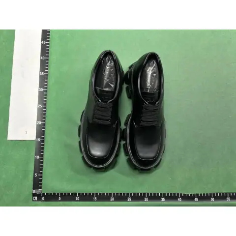 Prada Shoes, photo 2