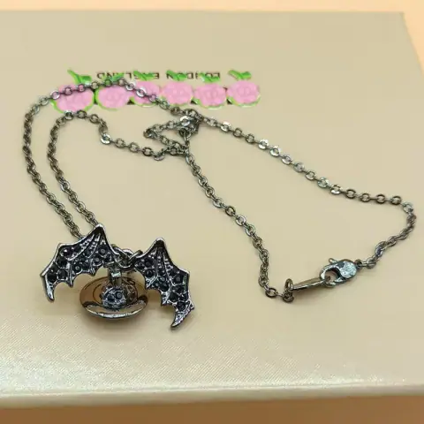 Titanium Black Batman Saturn Necklace - B8068 on BoonBuy