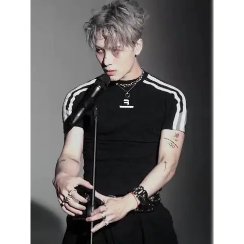 Wang Jiaer Carti Tight Sports Bottom Half-Sleeved Summer Striped Short-Sleeved T-shirt Unisex Tops on BoonBuy